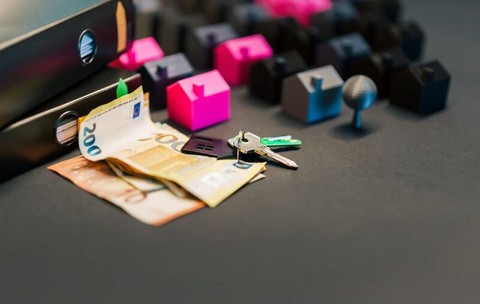 Ce înseamnă IRCC pentru rata ipotecară din octombrie 2026. Un împrumut de 350.000 de lei aduce 2 lei în plus lunar