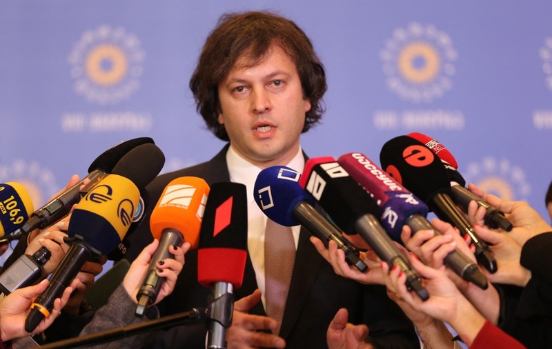 Guvernul din Georgia anunță că marți se votează legea controversată referitoare la „influența străină”, în ciuda protestelor