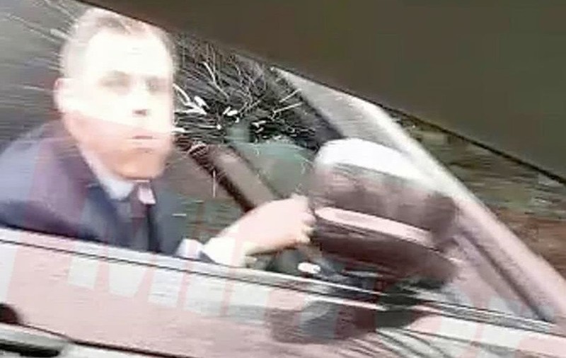 Jamie Carragher a scuipat o fetiță de 14 ani! Fostul star de la FC Liverpool a făcut un gest scandalos! | VIDEO