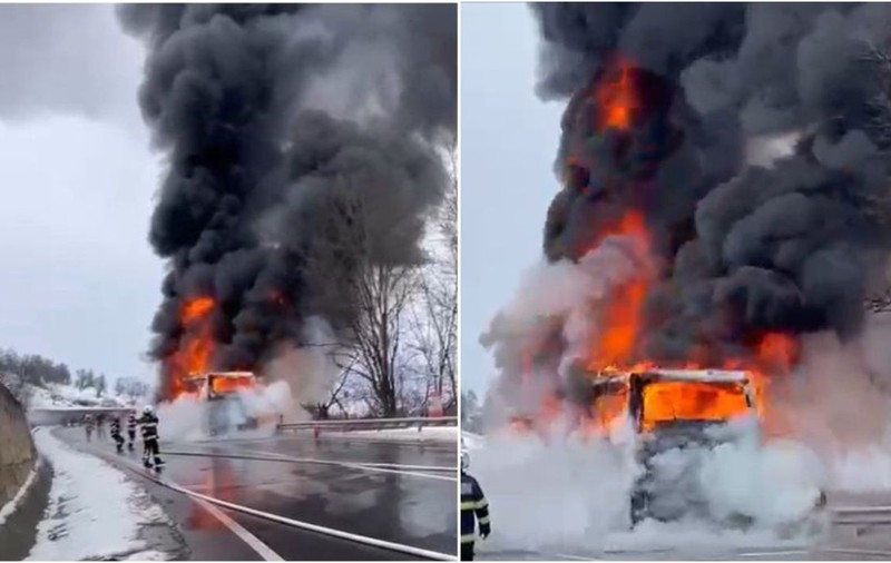A luat foc un autocar în care erau 47 de pasageri, pe o șosea din Mureș. Circulația a fost blocată pe ambele benzi