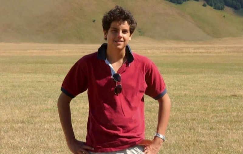 VIDEO | Un adolescent din Italia, numit “influencerul lui Dumnezeu”⁣, va fi beatificat. Papa Francisc l-a dat drept model pentru tânăra generație