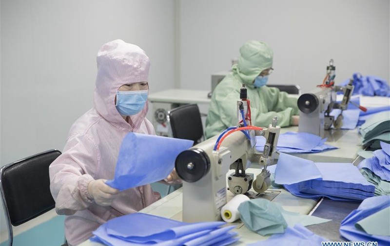 Guvernul face stocuri de materiale pentru prevenție în criza coronavirus