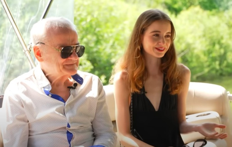 Cum este Irina Columbeanu ca soră mai mare și ce spune despre fiul Monicăi Gabor. „Ne-am creat o viață mai privată în America”