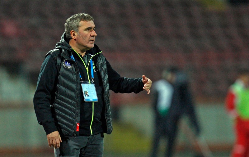 Hagi s-a aprins iar! Propunerea surpriză făcută lui Daum: ”Ar trebui să fie titular cu Polonia!”