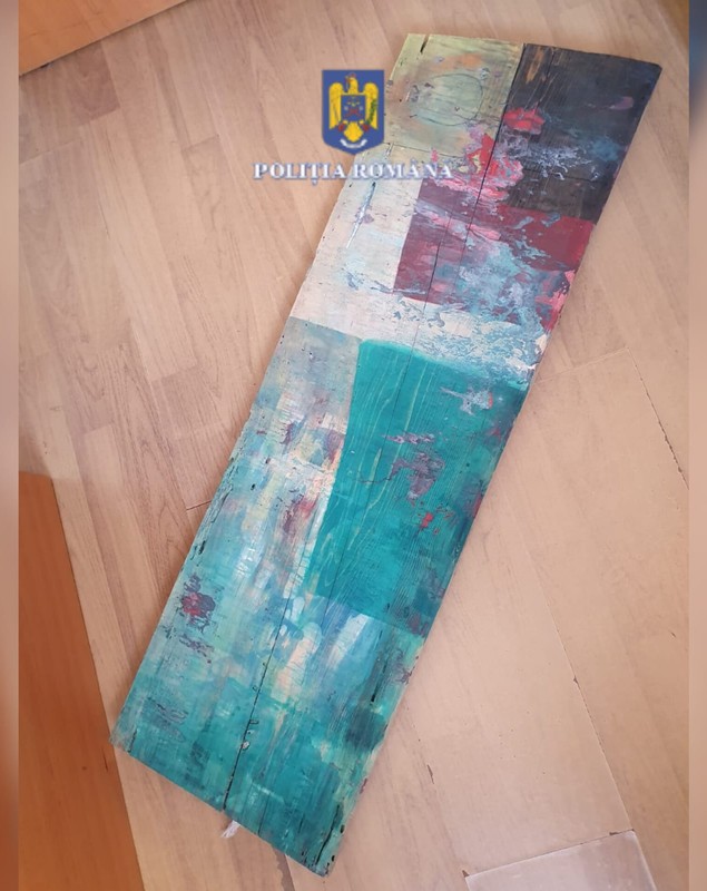 Tablouri de peste 320.000 de euro, furate de un român din locuinţa unui pictor din Austria, găsite de poliţişti în urma unor percheziţii