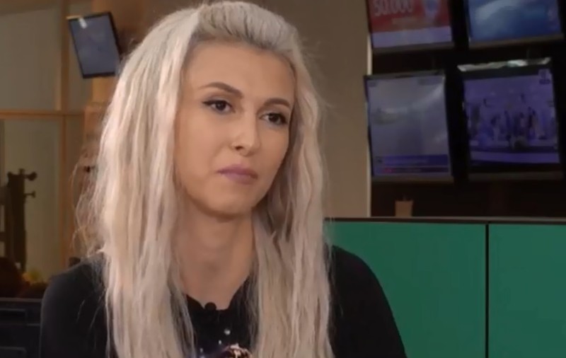 VIDEO / Aventuri în nopți de vară. Andreea Bălan vine la Trips & Tricks să vorbească despre cele mai frumoase vacanțe