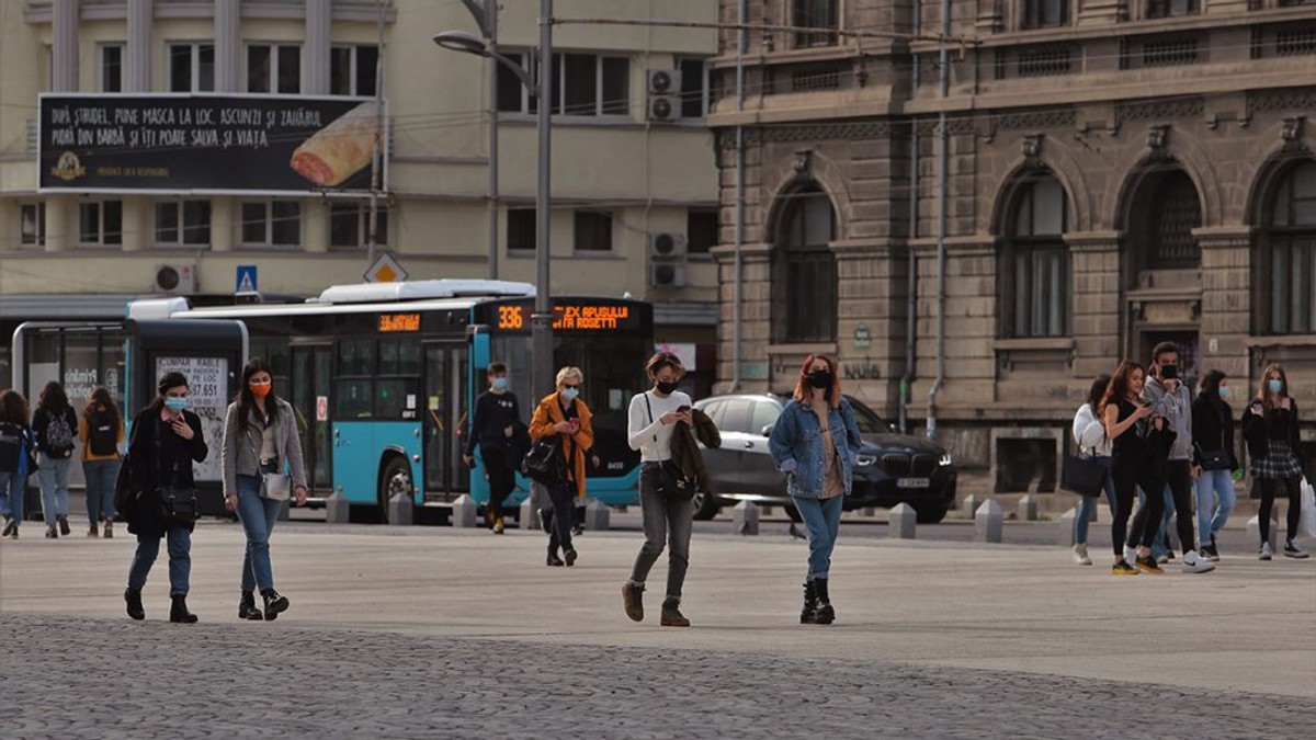 VIDEO Restricțiile, ridicate în București din acest weekend. Terasele și magazinele rămân deschise până la 21.00 și se redeschid sălile de sport