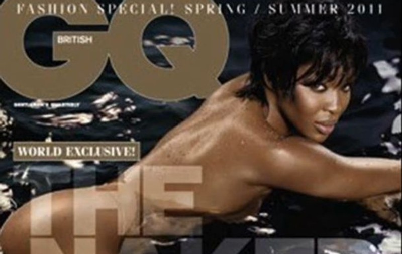 Naomi Campbell a pozat dezbrăcată la 40 de ani