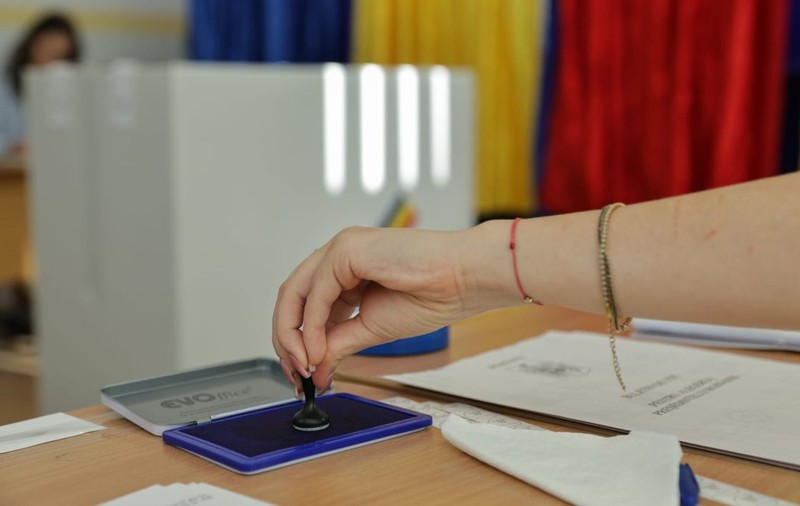 Alegeri prezidențiale 2025: Spirala tăcerii din 2024 se repetă, 50% dintre oameni nu vor să spună cu cine au votat
