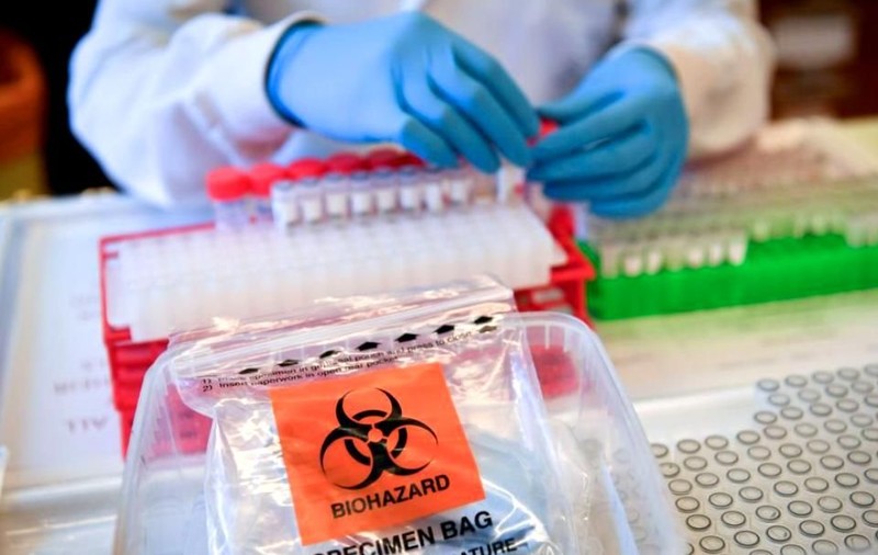 70 de tone de echipamente anticoronavirus au fost aduse la Oradea din China