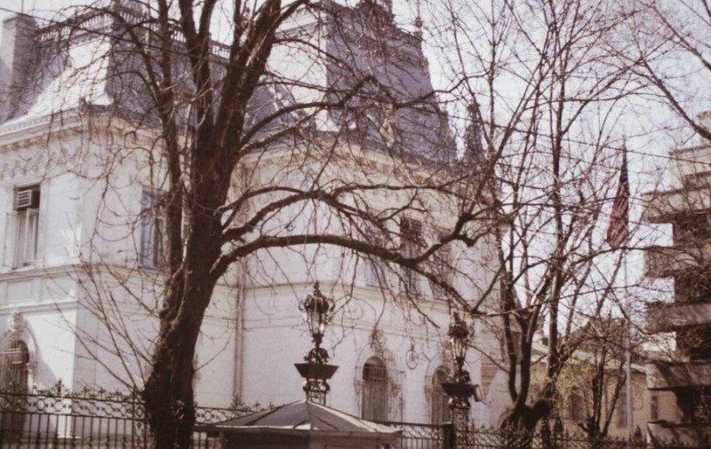 Povestea reşedinţei Ambasadei SUA din centrul Capitalei. Palatul a fost scos la vânzare