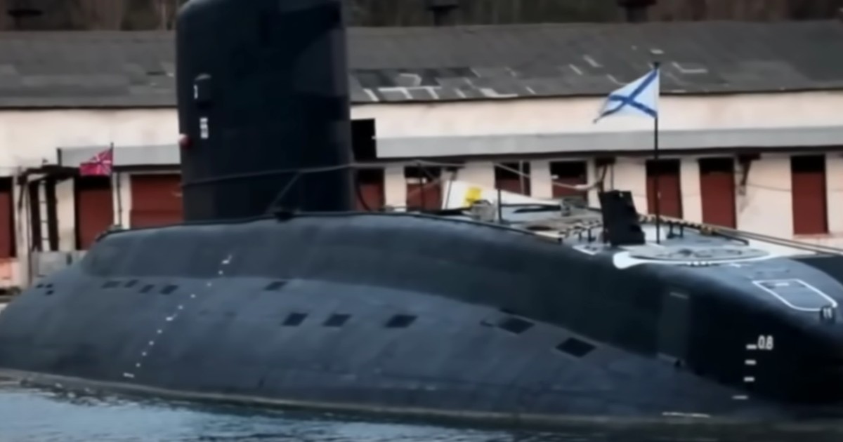Submarinul ar fi fost implicat într-un accident grav. Foto: Captură video/ The Sun.