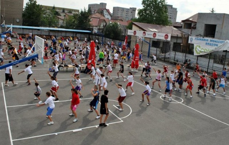 Trial pentru sportivii născuți în anul 2000. Unde are loc SELECȚIA, când și cât costă