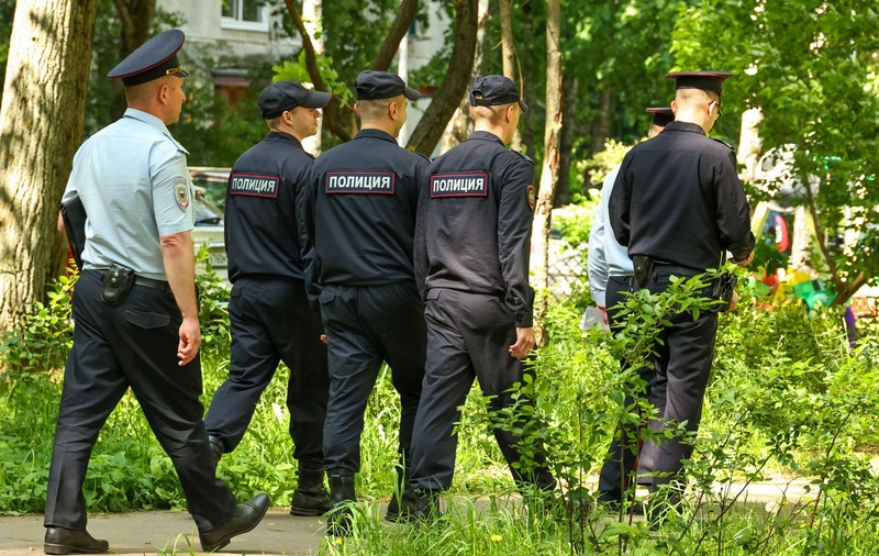 Cel puțin 8 ruși au murit, iar alți zeci s-au îmbolnăvit, după ce au băut cidru otrăvit, în vestul Rusiei