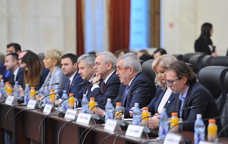 Verhofstadt spune ce a convenit cu Tăriceanu, la Bucureşti: "Implementarea completă a recomandărilor Comisiei de la Veneția”. Ce spun liderii coaliţiei
