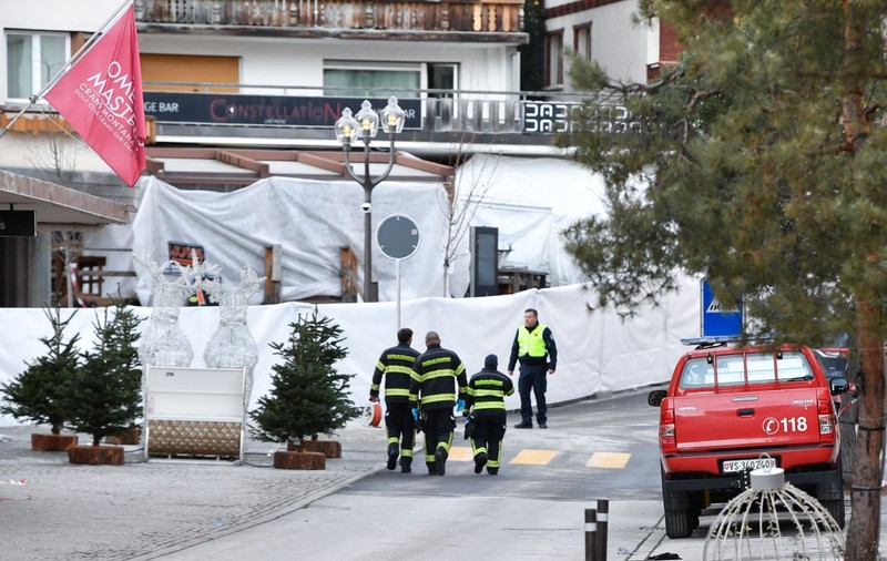 De la flacără la infern. Ce este flash-over-ul, fenomenul care a provocat dezastrul din Crans Montana