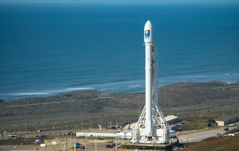 SpaceX amână lansarea rachetei Block 5, programată pentru joi