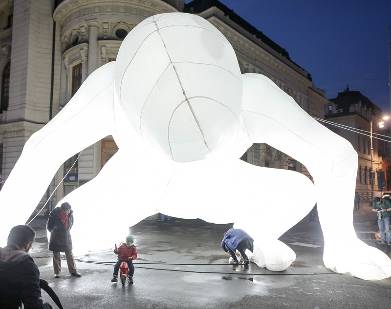 A început SPOTLIGHT, FESTIVALUL LUMINII | GALERIE FOTO