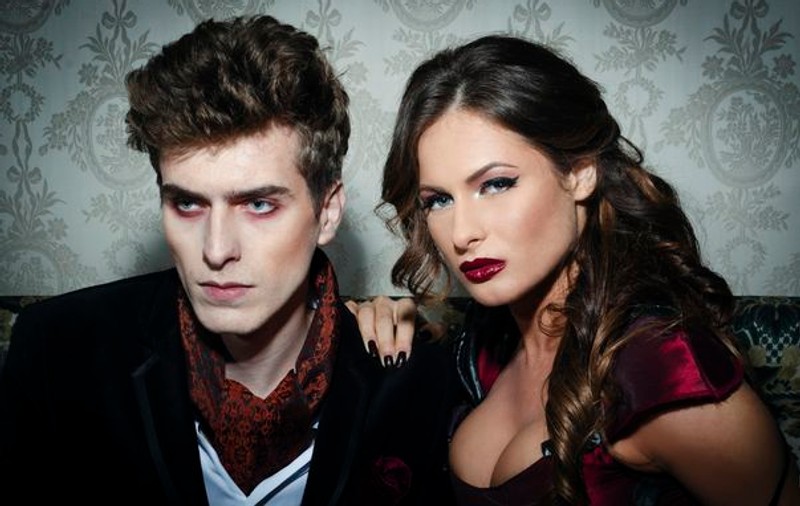 PREMIERĂ LIBERTATEA.RO | Raluka lansează UN VIDEOCLIP DE SENZAŢIE: "All for you"