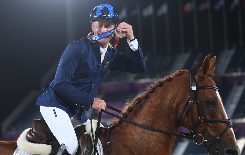 Un australian de 62 de ani, cel mai vârstnic medaliat la JO 2020. „Unii m-au întrebat ce fac în Satul Olimpic”