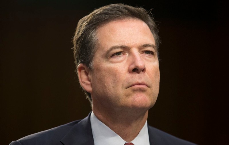 James Comey, fostul director FBI concediat de Donald Trump, va publica o carte