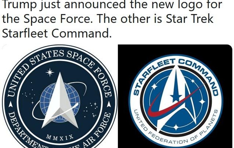 Logo-ul oficial al Forțelor Militare Spațiale, ironizat pentru că seamnă cu cel din Star Trek