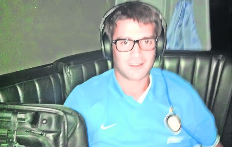 Uite prima fotografie cu Cristi Chivu purtând ochelari de vedere!
