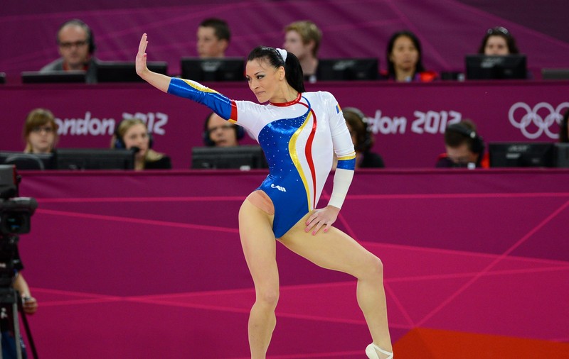Cătălina Ponor a fost eliminată din finala de la sol, după ce arbitrii i-au recalculat nota din calificări