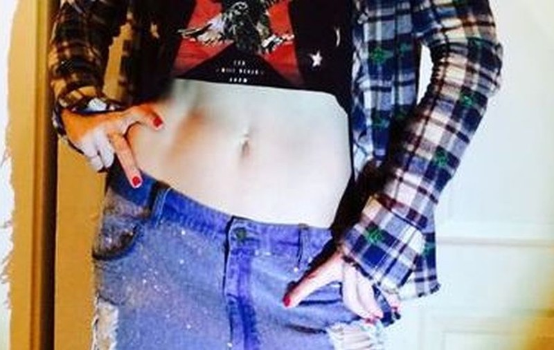 CÂTE n-ar VREA să ARATE ca ACEASTĂ DIVĂ de la NOI? ABDOMEN super LUCRAT, tocmai BUN DE ARĂTAT!