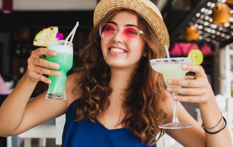 Rețete de cocktailuri de vară cu prosecco și fructe