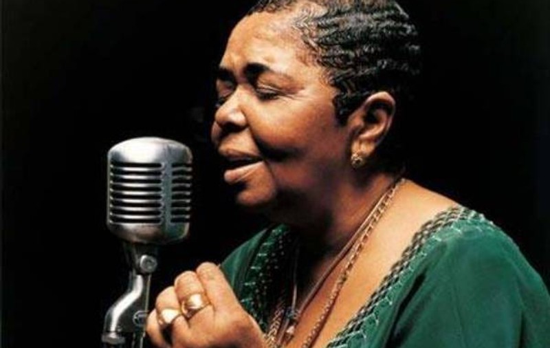 Cesaria Evora promite că se va retrage după ce va concerta pe scena Sălii Palatului