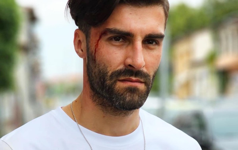 Cum comentează Daniel Nuță secvențele de bătaie din primul episod „Groapa”: „Pe unul dintre ei, îl arunc peste o masă, direct într-o canapea”