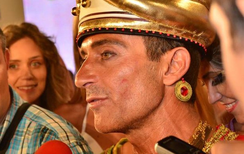 SUSŢINĂTORII lui RADU MAZĂRE AU IEŞIT ÎN STRADĂ