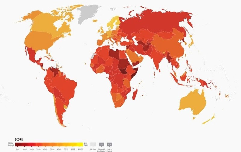 România e mai puțin coruptă decât Ucraina, Ungaria sau Bulgaria, dar a ajuns pe locul 70 din 182 de țări ale lumii, arată Transparency International
