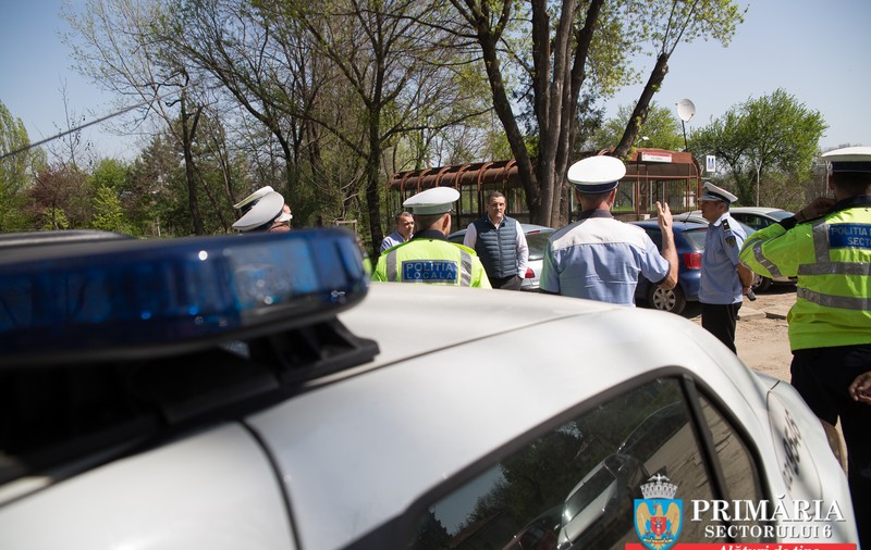 Amenzi mai mici pentru pensionarii la volan. Iniţiatorii spun că "legea o încalci fără să-ţi dai seama"