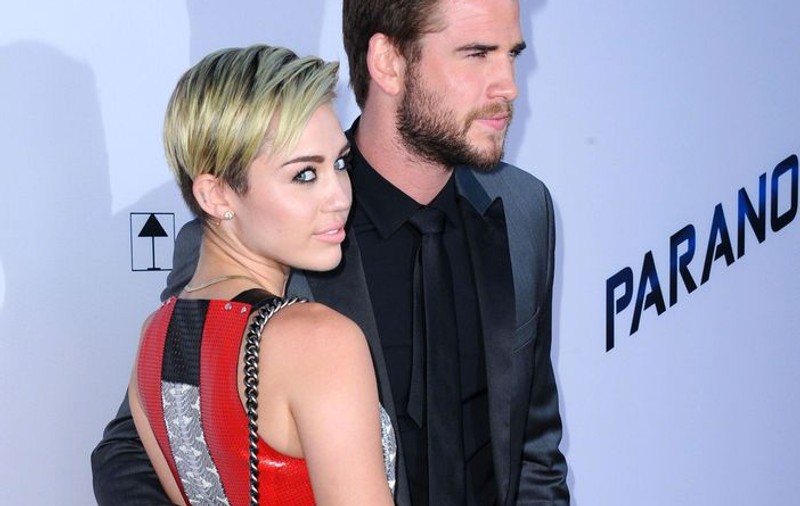 Se cumințește și o vedem mireasă? Miley Cyrus s-a logodit