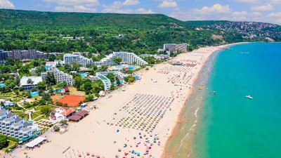 Schimbări la voucherele de vacanță în 2026. Statul a redus plafonul salarial pentru români