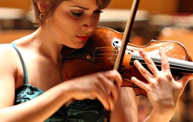 Violonista Ioana Cristina Goicea A CÂŞTIGAT premiul ÎNTÂI la un IMPORTANT CONCURS ÎN AUSTRIA