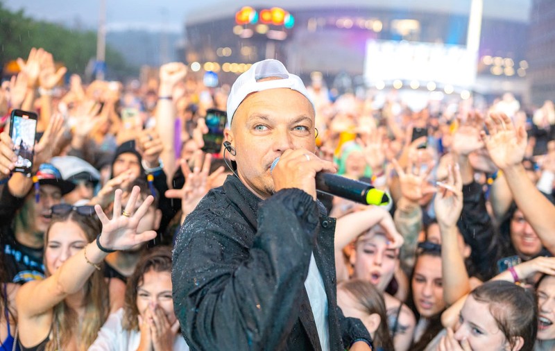 Explicația lui Puya după ce și-a ieșit din fire pe scenă și a oprit concertul pe care îl susținea în Costinești: „Cineva de la pază a făcut o greșeală”
