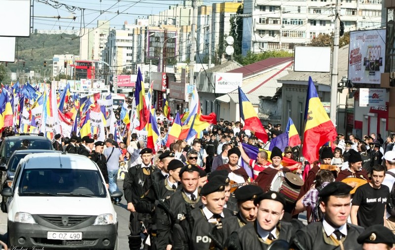 Mii de români ies în stradă, la Universitate. Află motivul!