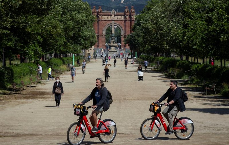 Urme de COVID-19, găsite în probe de ape reziduale prelevate în Barcelona în martie 2019