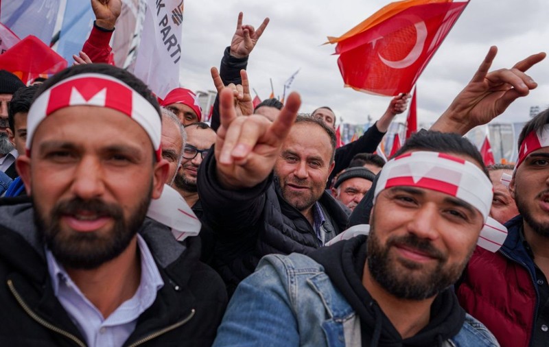 Naționaliștii au prins aripi la alegerile din Turcia, o veste bună pentru Erdogan și un dezavantaj pentru opozantul Kilicdaroglu