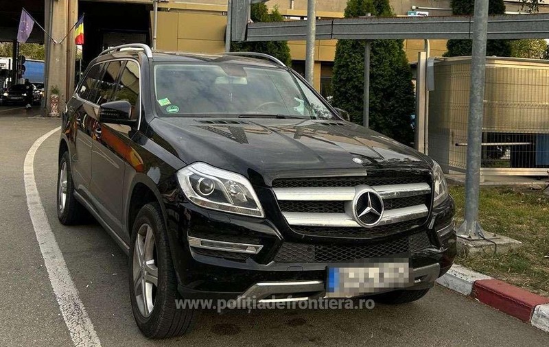 Un sârb a vrut să intre în România cu un Mercedes de 20.000 de euro și s-a întors acasă pe jos