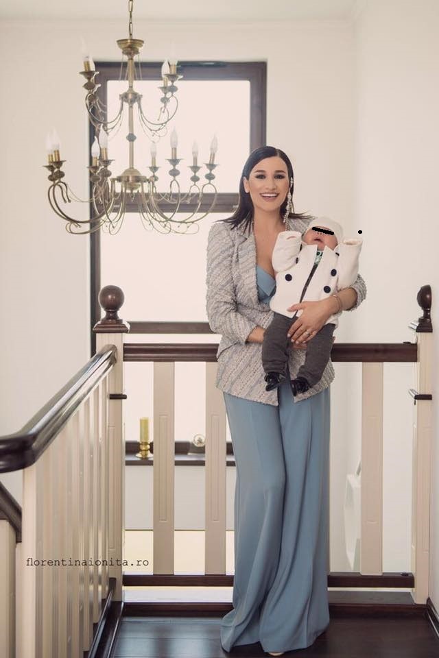 Claudia Pătrășcanu a plâns la botezul băiețelului ei. “Știam ce va urma să se întâmple”
