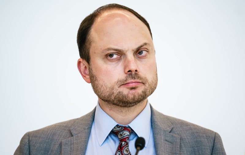 Opozantul rus Vladimir Kara-Murza, aflat în arest, este acuzat de înaltă trădare - presa rusă