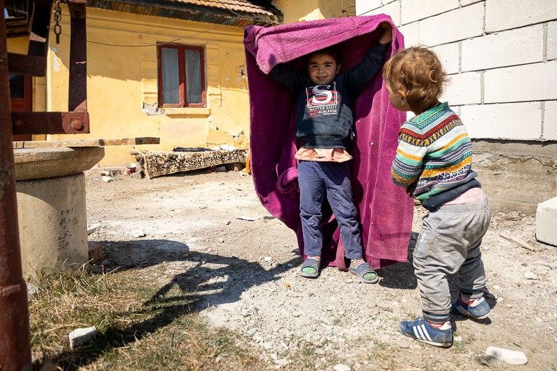 Un număr extraordinar de magie în curtea familiei Ştefan