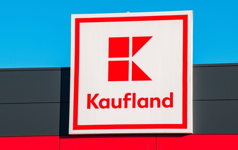 După 20 de ani, Kaufland schimbă ziua în care trimite la domiciliu pliantele cu oferte și le va livra în același timp cu concurența, în Germania