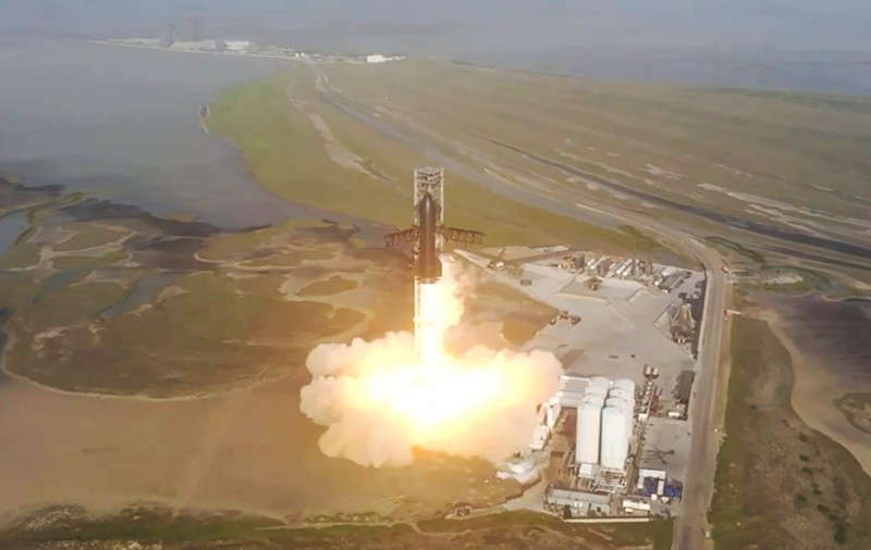 Starship, cea mai mare rachetă din istorie, lansată de SpaceX, a explodat pe orbită după 4 minute de zbor