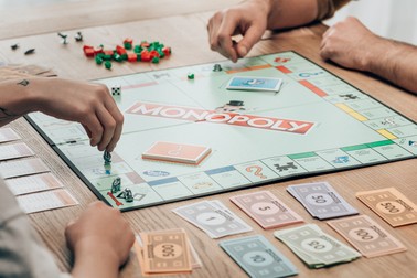 Cum se joacă Monopoly