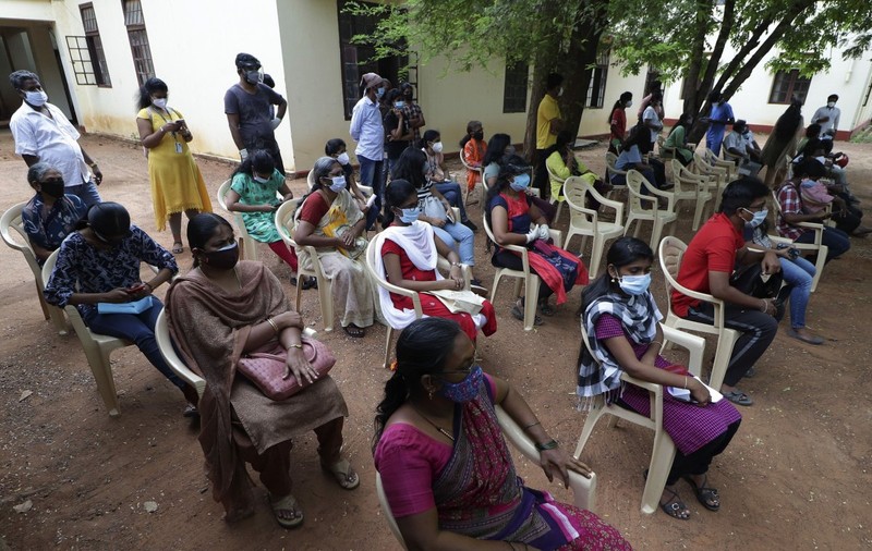 Record în India. Opt milioane de doze de vaccin, într-o singură zi. Cum s-a ajuns la acest lucru